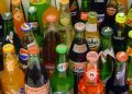 Industria refresquera reducirá contenido de azúcar en sus productos