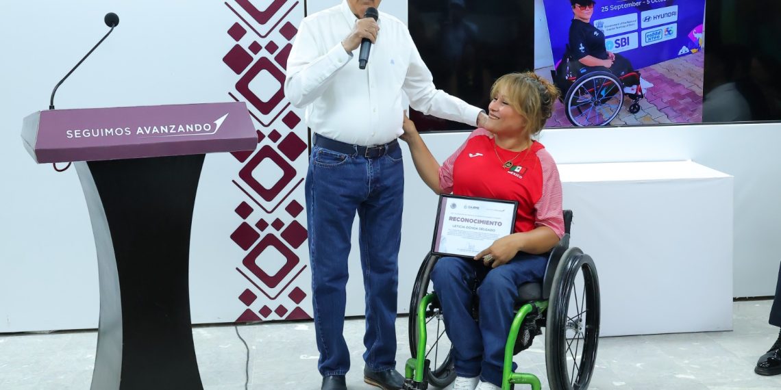 Reconoce Ayuntamiento de Cajeme a Leticia Ochoa atleta paralímpica de talla internacional