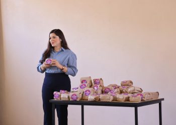 Diputada Amairany Peña y la doctora Claret Ruiz impulsan jornada de donación de toallas sanitarias en Miguel Alemán