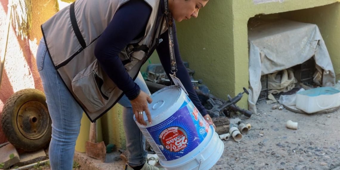 Salud Sonora exhorta a la población a mantener limpios los hogares para evitar enfermarse de dengue