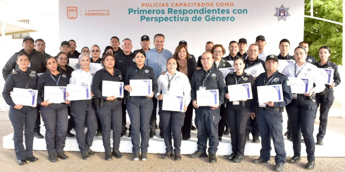 Impulsa Toño Astiazarán capacitación a policías en perspectiva de género