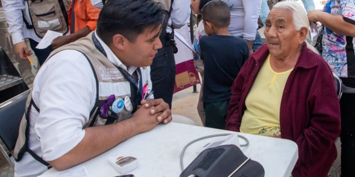 Realizan Clínicas Móviles más de 2 mil acciones en el Poblado Miguel Alemán