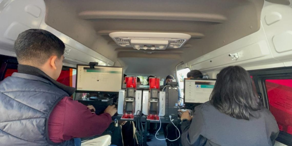 IMTES lleva nuevas tarjetas de transporte urbano hasta escuelas de Educación Media Superior