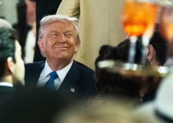 Dispuesto Trump a lanzar ataques para detener las drogas