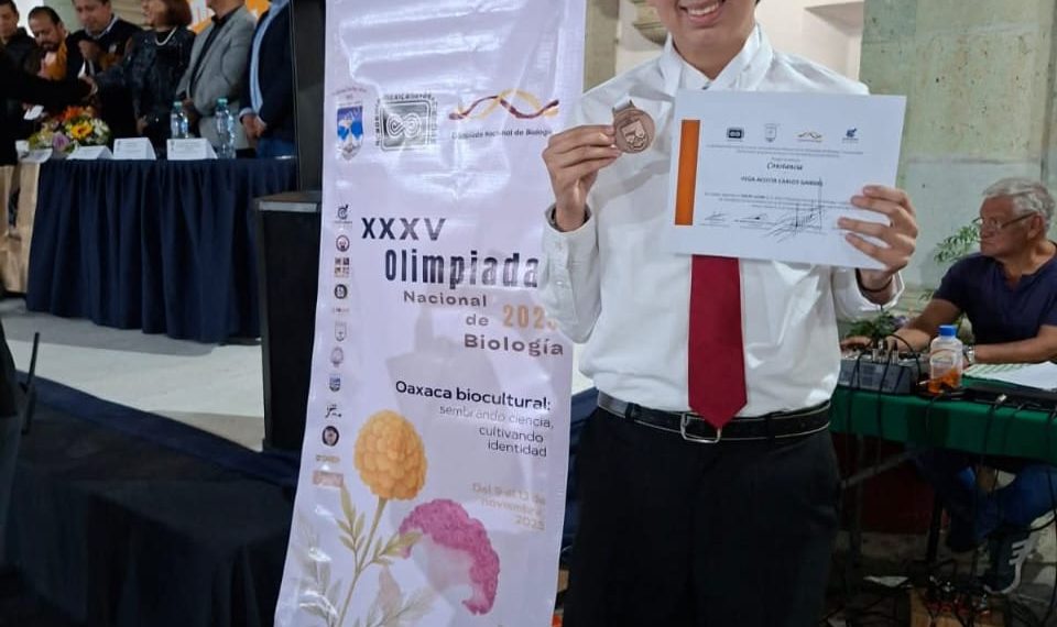 Gana alumno de Cobach Sonora medalla de bronce en Olimpiada Nacional de Biología
