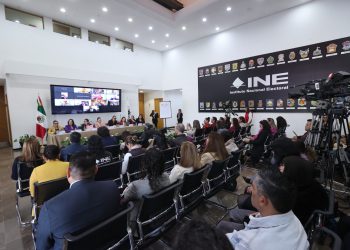 Recibe INE propuesta para la reforma electoral de la Asociación Mexicana de Consejeras y Ex Consejeras Estatales Electorales