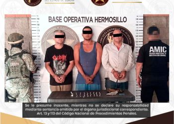 Resulta positivo cateo en Hermosillo; tres personas detenidas y droga asegurada