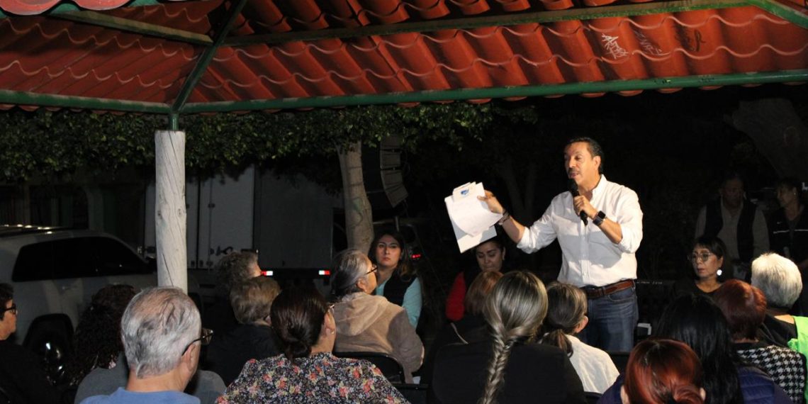 David Figueroa realiza la jornada 37 de “Diputado en tu Colonia” en la Conquistadores