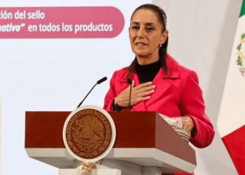 Sheinbaum dice que acordó con EU que la Marina mexicana intercepte lanchas cerca sus costas