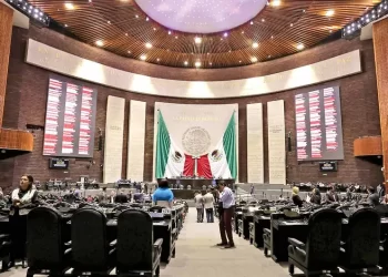 Diputados ‘salvan’ aumento de sueldo en dictamen del Presupuesto para 2026