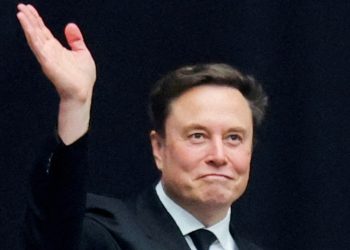 Elon Musk, a un paso de ser el primer billonario de la historia