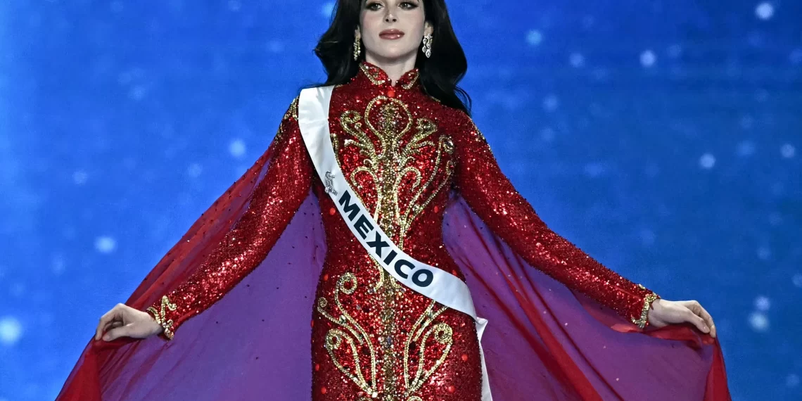 La mexicana Fátima Bosch gana Miss Universo 2025
