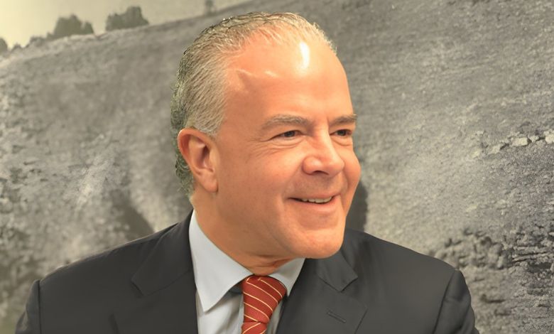 Dan orden de aprehensión a Raúl Rocha, dueño de Miss Universo