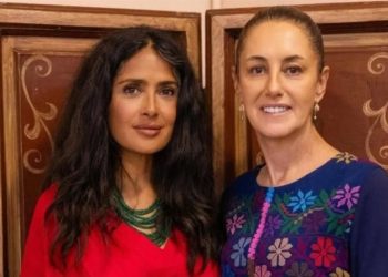 Pide Salma Salma Hayek a Claudia Sheinbaum incentivos para cine en México