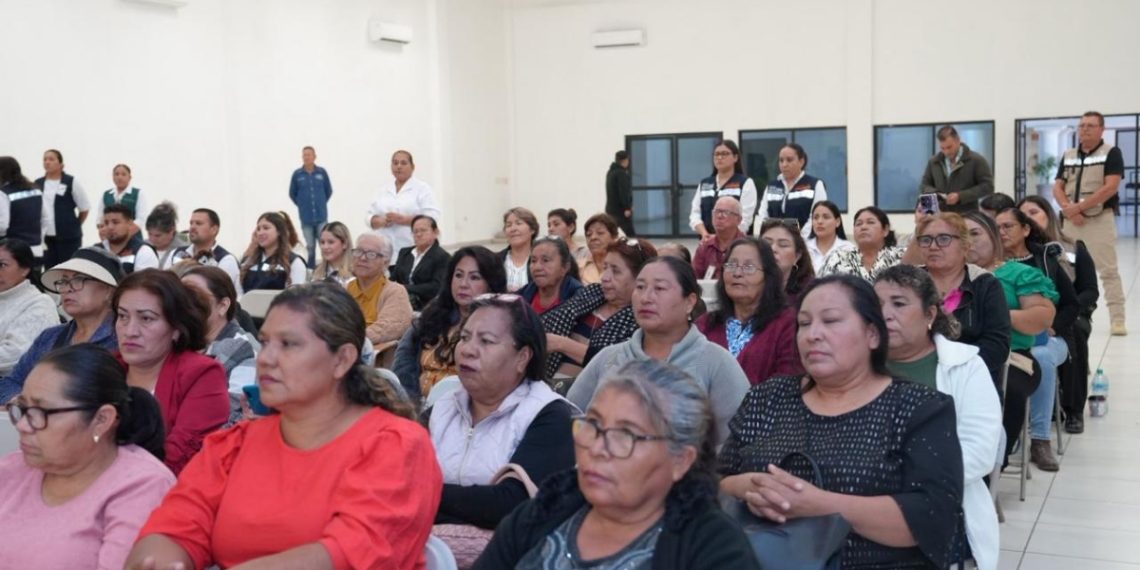 Realiza Secretaría de Salud Conversatorio para Auxiliares de Salud en Álamos