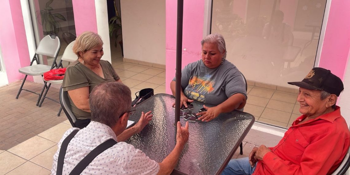 Invita ISAAM a inscribirse a los Centros de Desarrollo para Adultos Mayores