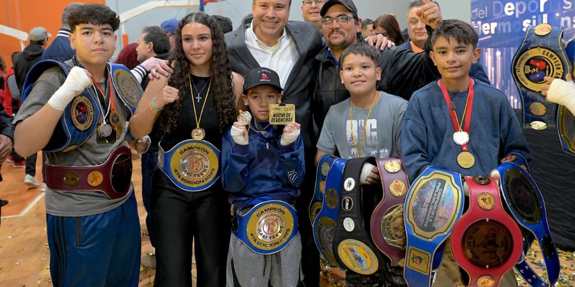 Reconoce Toño Astiazarán a talento hermosillense durante el Premio Municipal del Deporte 2025