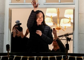 Laureada con el Nobel, María Corina Machado aparece en público por primera vez en 11 meses