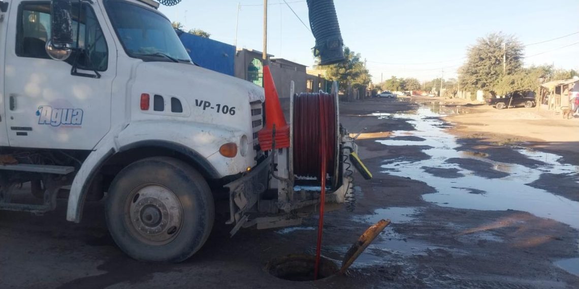 Avanza AguaH con los trabajos de rehabilitación del colector en Miguel Alemán
