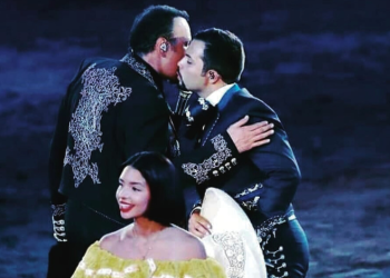 Acción navideña de la familia Aguilar desata críticas en redes