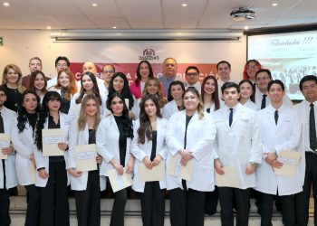 Culminan Internado de Pregrado en Isssteson 23 estudiantes de medicina