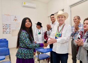 Gobernador Durazo, titular del INPI y autoridades tradicionales Seris consolidan avances del Plan de Justicia con nueva infraestructura educativa en Punta Chueca