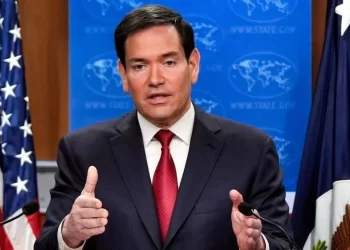 Mientras Trump ataca, Rubio elogia a México