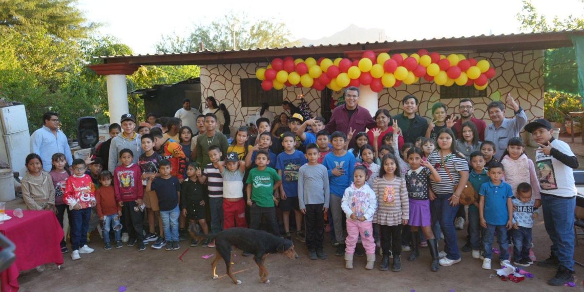 Desde el territorio, Ramón Flores celebra posada con la comunidad de San José