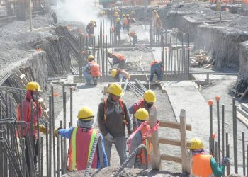 Falta de infraestructura aleja inversiones de México: Cepal