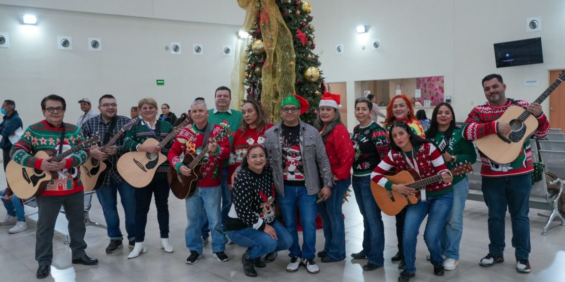 Impulsa Secretaría de Salud bienestar emocional con actividades navideñas en el Hospital General del Estado