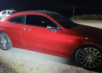 Detienen a dos estadounidenses armados en frontera Sonora-Arizona; transportaban a migrantes