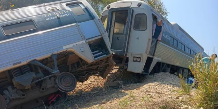 Descarrilamiento del Tren Interoceánico deja 13 muertos y 98 heridos