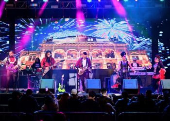 Ofrece FAOT una variedad entre la ópera y rock en su quinta noche