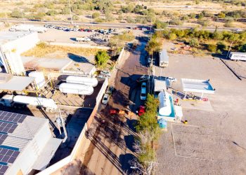 Suman esfuerzos Toño Astiazarán y sector empresarial para rehabilitar calle de las Galaxias en Parque Industrial