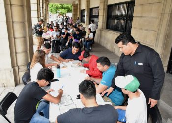 Exhorta Ayuntamiento de Hermosillo a quienes tramitaron en 2025 a recoger su Cartilla Militar Nacional liberada