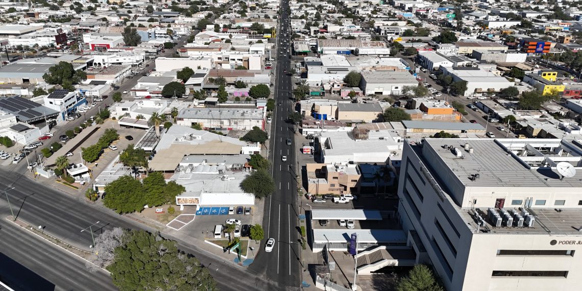 Culmina Ayuntamiento de Hermosillo mantenimiento en la calle Monteverde
