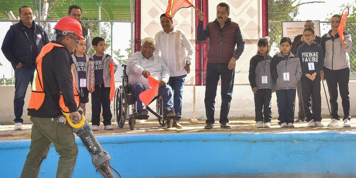 Lamarque impulsa recreación y bienestar social con construcción de chapoteadero