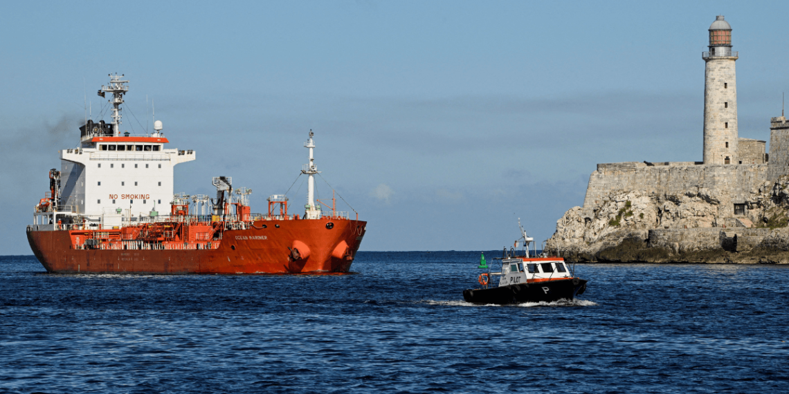 Pemex retira envío de crudo a Cuba y congela la entrega prevista para enero