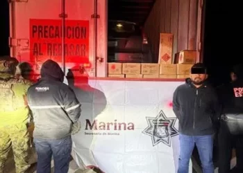 Detienen en Empalme a chofer de tráiler por transportar 17 mil cartuchos para arma de fuego