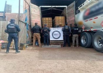 Aseguran seis unidades y 15 mil litros de combustible en Nogales