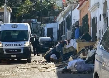 Localizan cuerpo en interior de vivienda con huellas de violencia