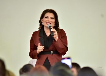 “Tenemos mucha presidenta”: Lorenia Valles