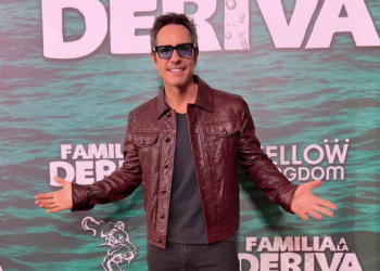 Mauricio Ochmann reacciona a confesión viral de Victoria Ruffo sobre sus besos 