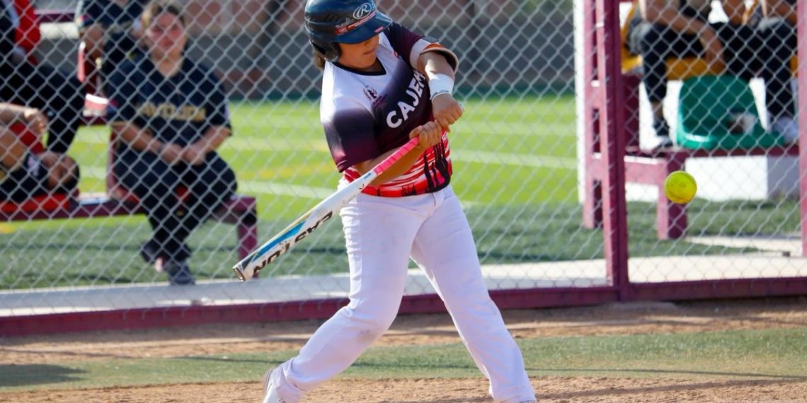 Hacen brillar el diamante en la primera jornada de Olimpiada Estatal de Softbol 