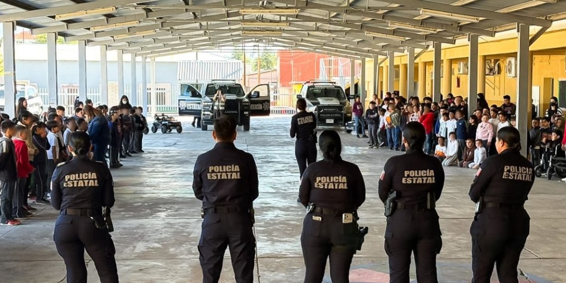 Imparte Centro de Prevención del Delito sesiones de Escuela para Padres en Moctezuma