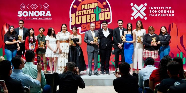 Durazo amplía el Premio Estatal de la Juventud: más jóvenes reconocidos y premio de 200 mil pesos