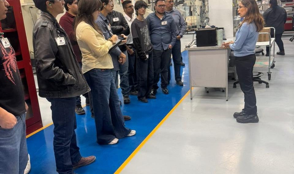 Contribuye alumnado de Itesca al mejoramiento de procesos de automatización en el sector industrial