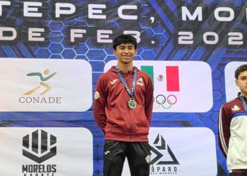 Alumno de Conalep Sonora clasifica a torneo internacional de karate