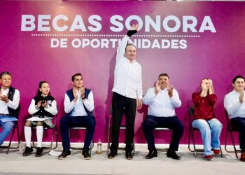 Gobernador Alfonso Durazo impulsa el futuro universitario con Becas Sonora de Oportunidades y Asambleas Informativas