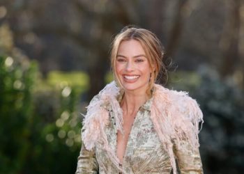 Reconoce Margot Robbie ser una ‘pésima’ cocinera